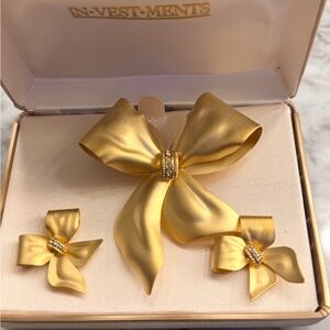 Vintage Gold Bow Brooch and Earring Set